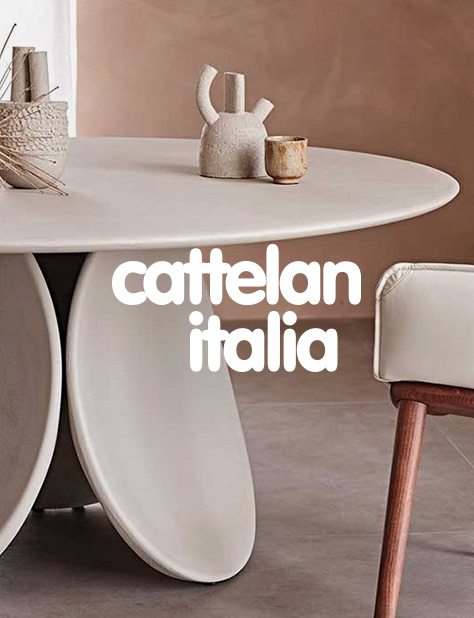 Vista ampliada de la mesa Maxime Argile y silla de Cattelan Italia, con dise&ntilde;o contempor&aacute;neo y l&iacute;neas elegantes